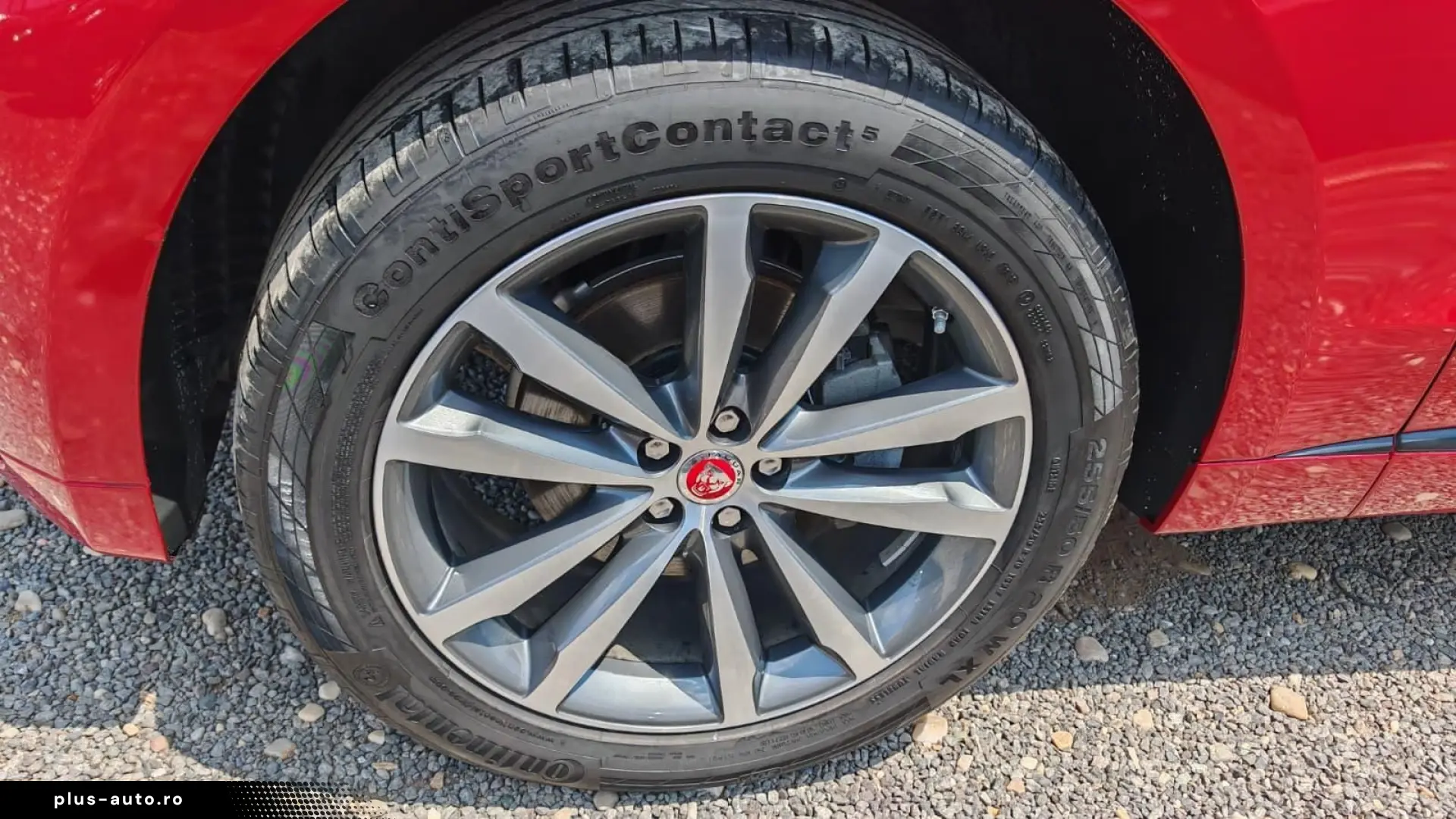 Jaguar F-Pace R-Dynamic 4x4 Diesel 2017 - Rate   Credit   Ga