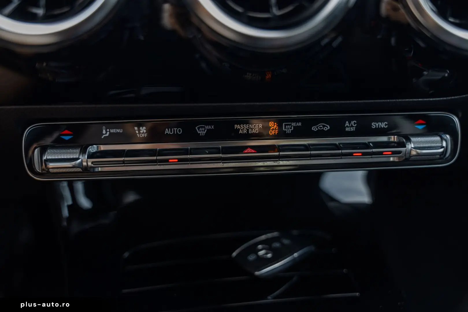 Mercedes-Benz Cla-180