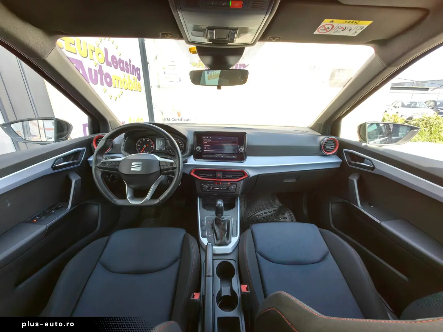 Seat Arona