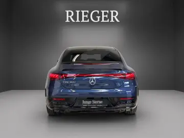 Mercedes-Benz EQE 300 AMG Exterior Panoramic