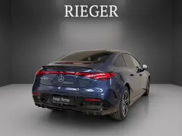 Mercedes-Benz EQE 300 AMG Exterior Panoramic