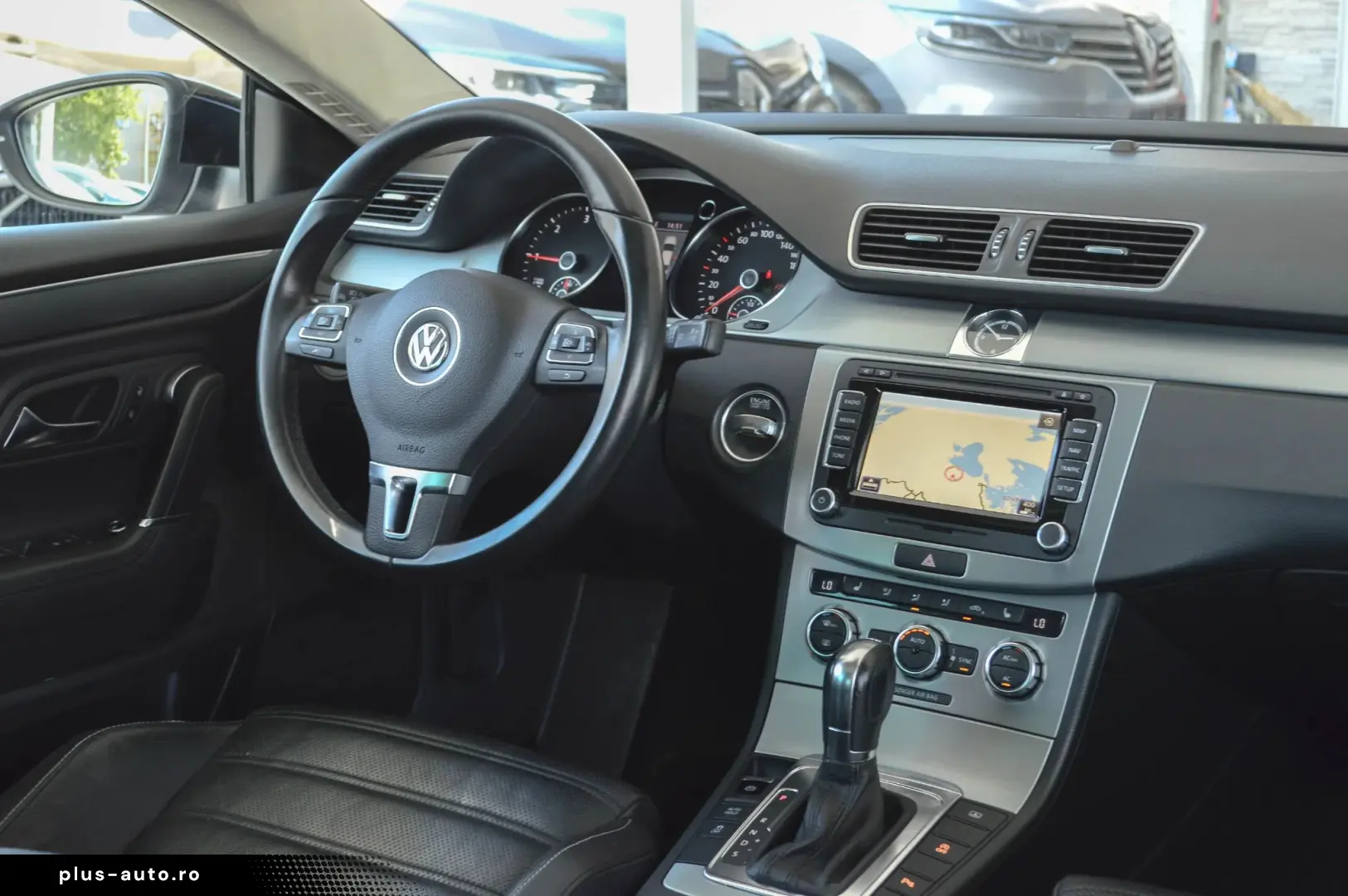 Volkswagen Passat-Cc