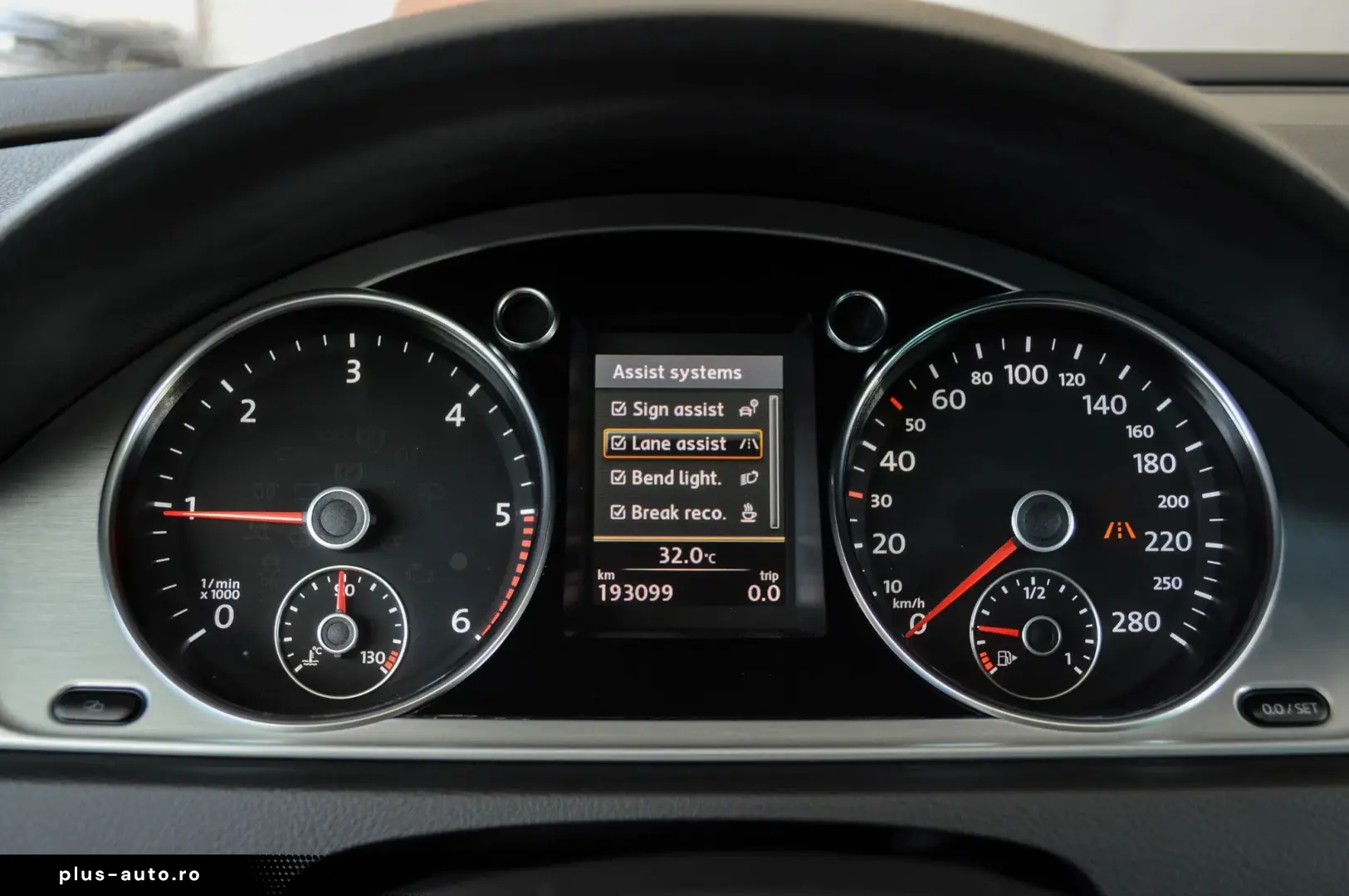 Volkswagen Passat-Cc