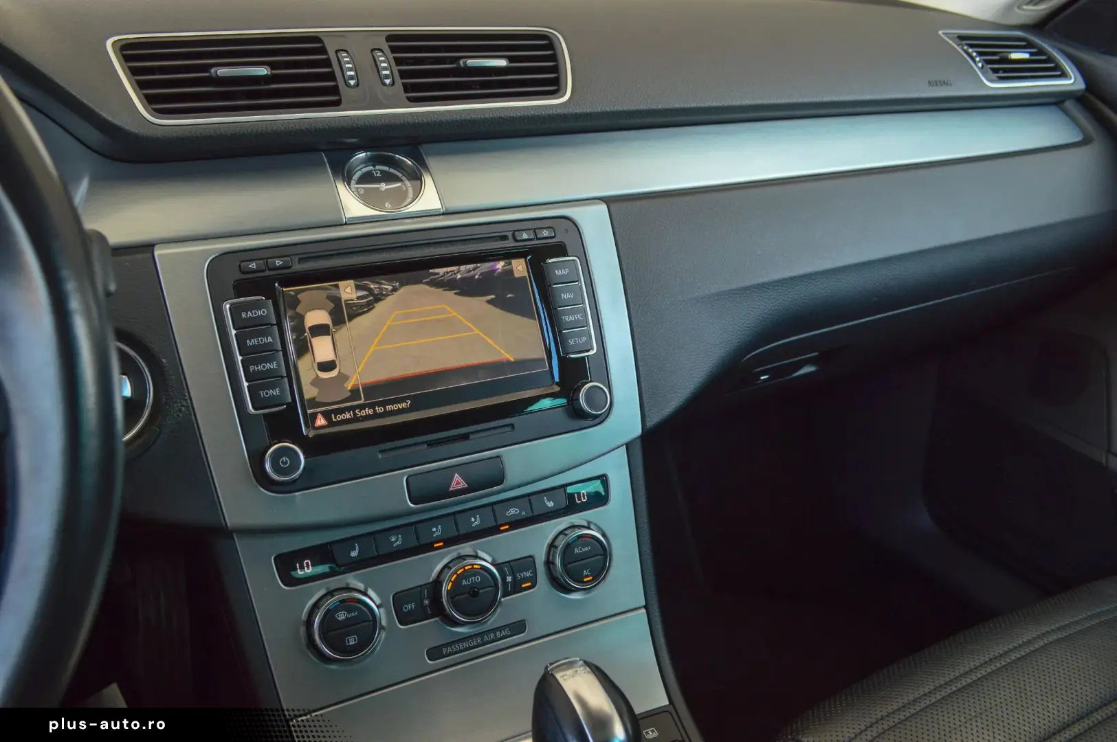 Volkswagen Passat-Cc