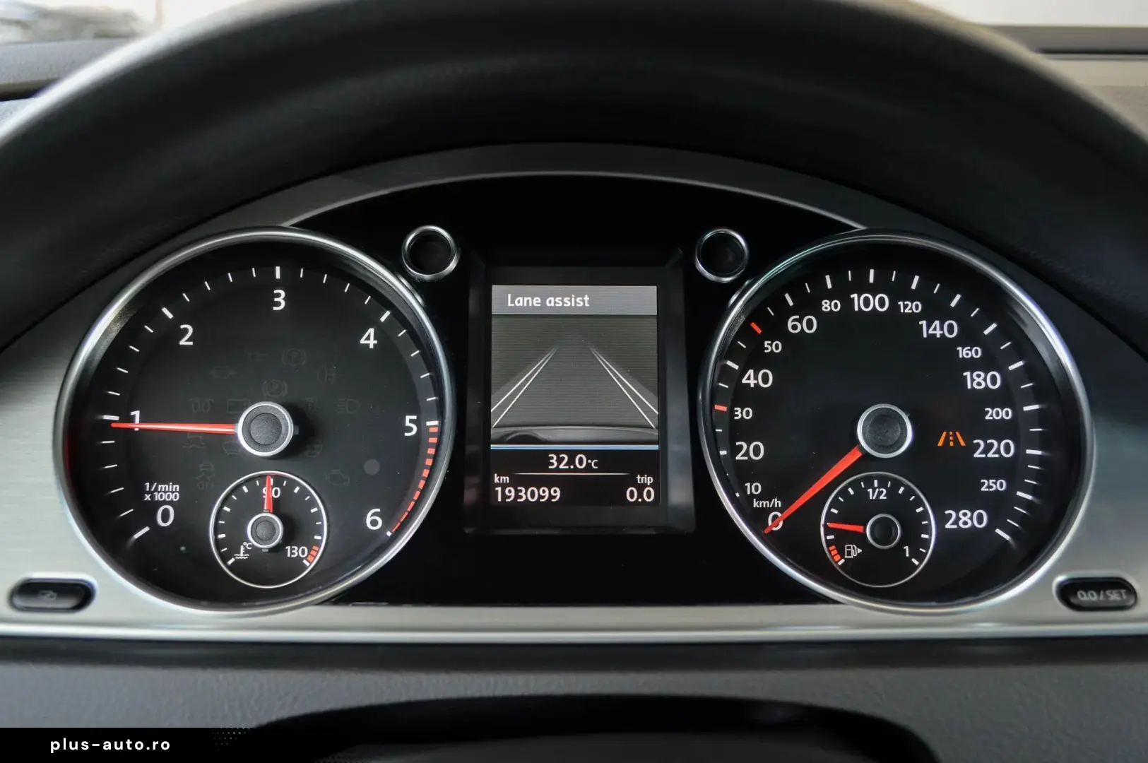 Volkswagen Passat-Cc
