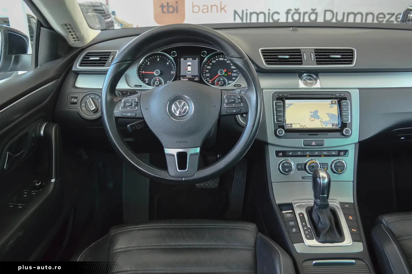 Volkswagen Passat-Cc
