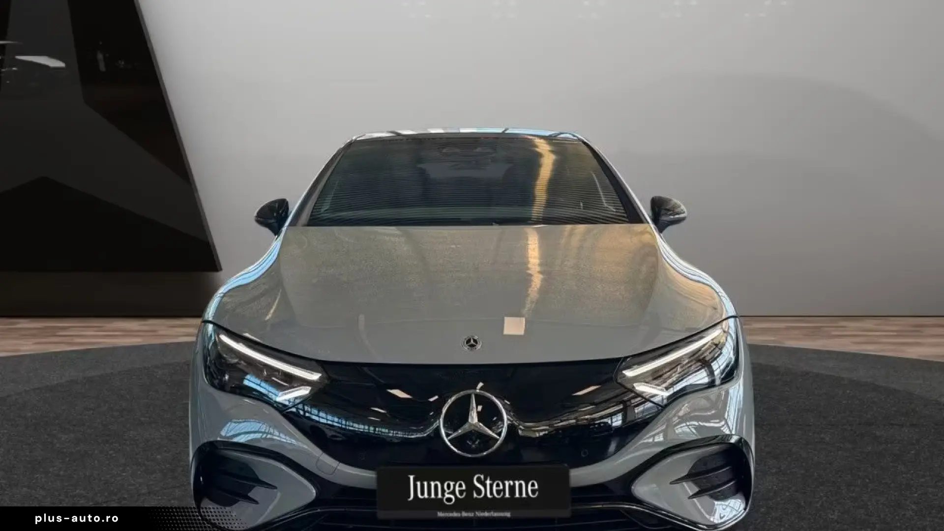 Mercedes-Benz EQE 350  AMG PREMIUM PANO 21  AIRM