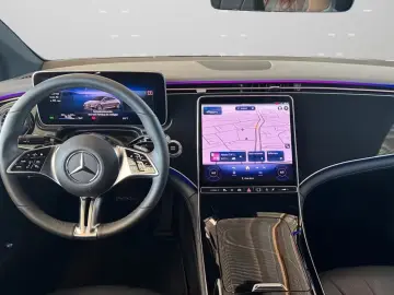 Mercedes-Benz EQE 350  AMG PREMIUM PANO 21  AIRM