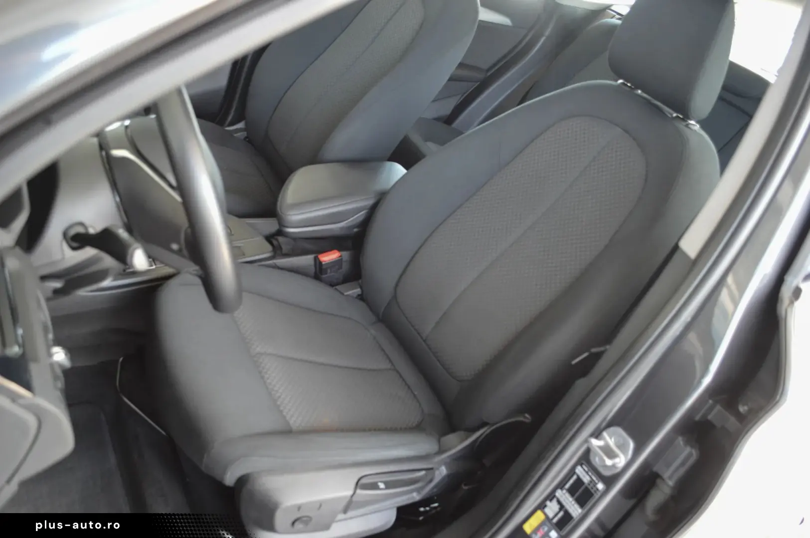 2022 BMW X1 xDrive25e Sport Line Plug-in Hybrid  TVA Deducti