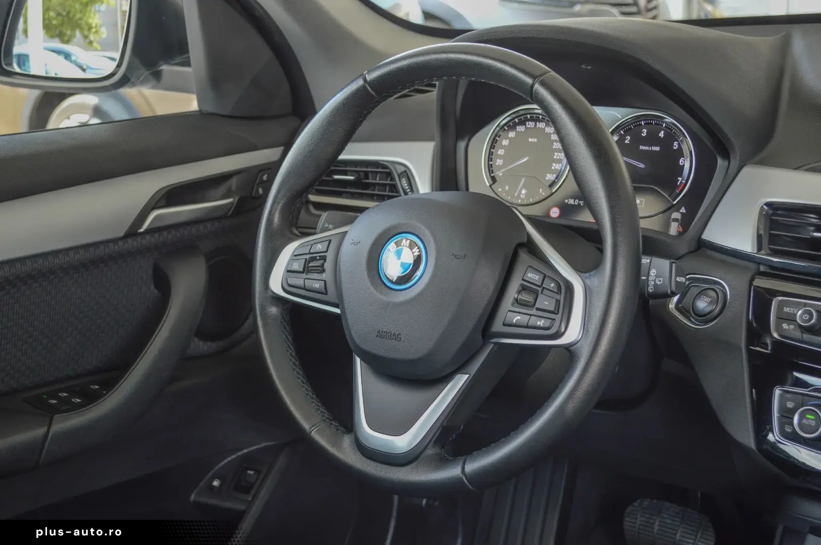 2022 BMW X1 xDrive25e Sport Line Plug-in Hybrid  TVA Deducti