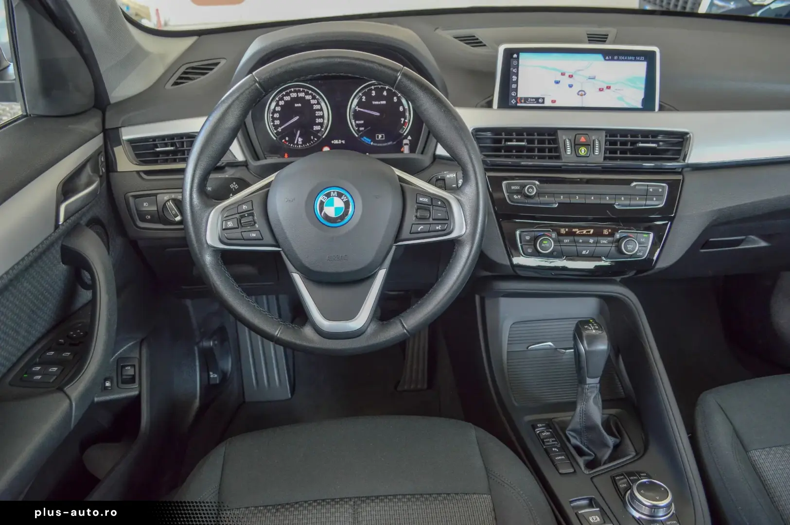 2022 BMW X1 xDrive25e Sport Line Plug-in Hybrid  TVA Deducti