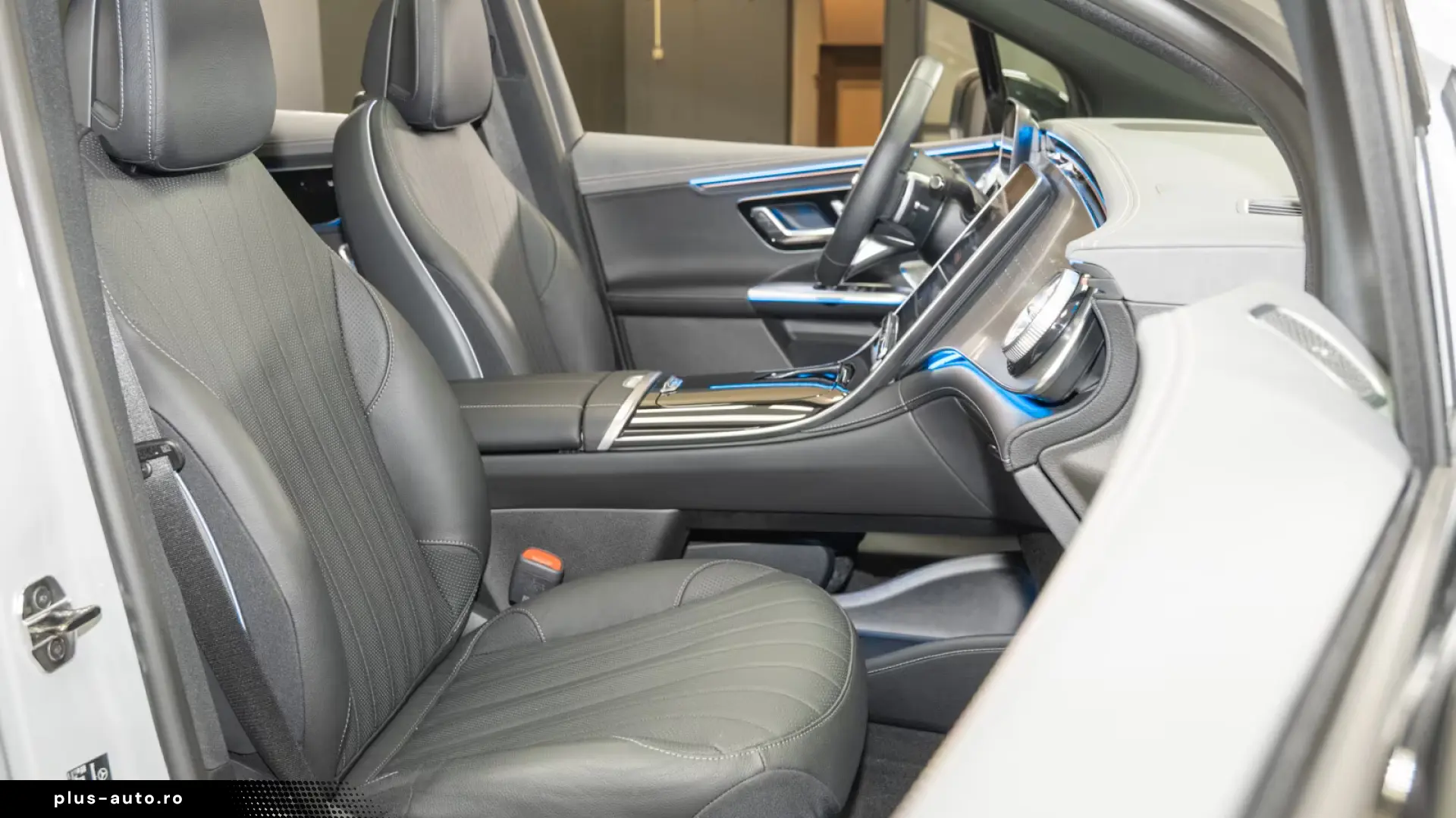 Mercedes-Benz EQE 300 AMG Pano Distro Memory 360