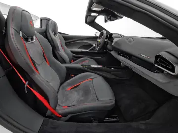 Ferrari 296 GTS
