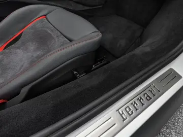 Ferrari 296 GTS