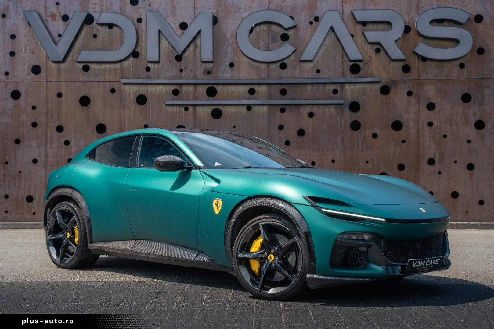 FERRARI Purosangue  ATELIER FULL CARBON MASSAGE FULL