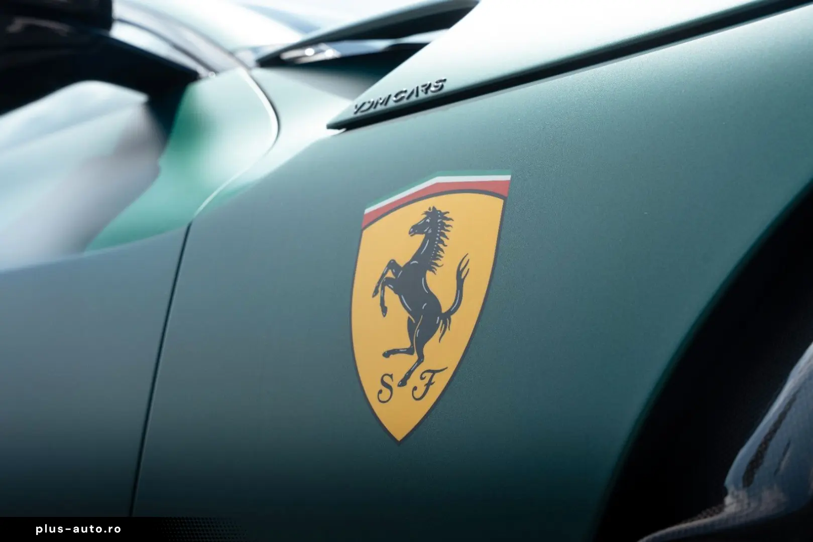 FERRARI Purosangue  ATELIER FULL CARBON MASSAGE FULL