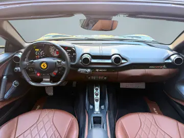 FERRARI 812 GTS LIFT Carbon Kamera Diamond Seats 360