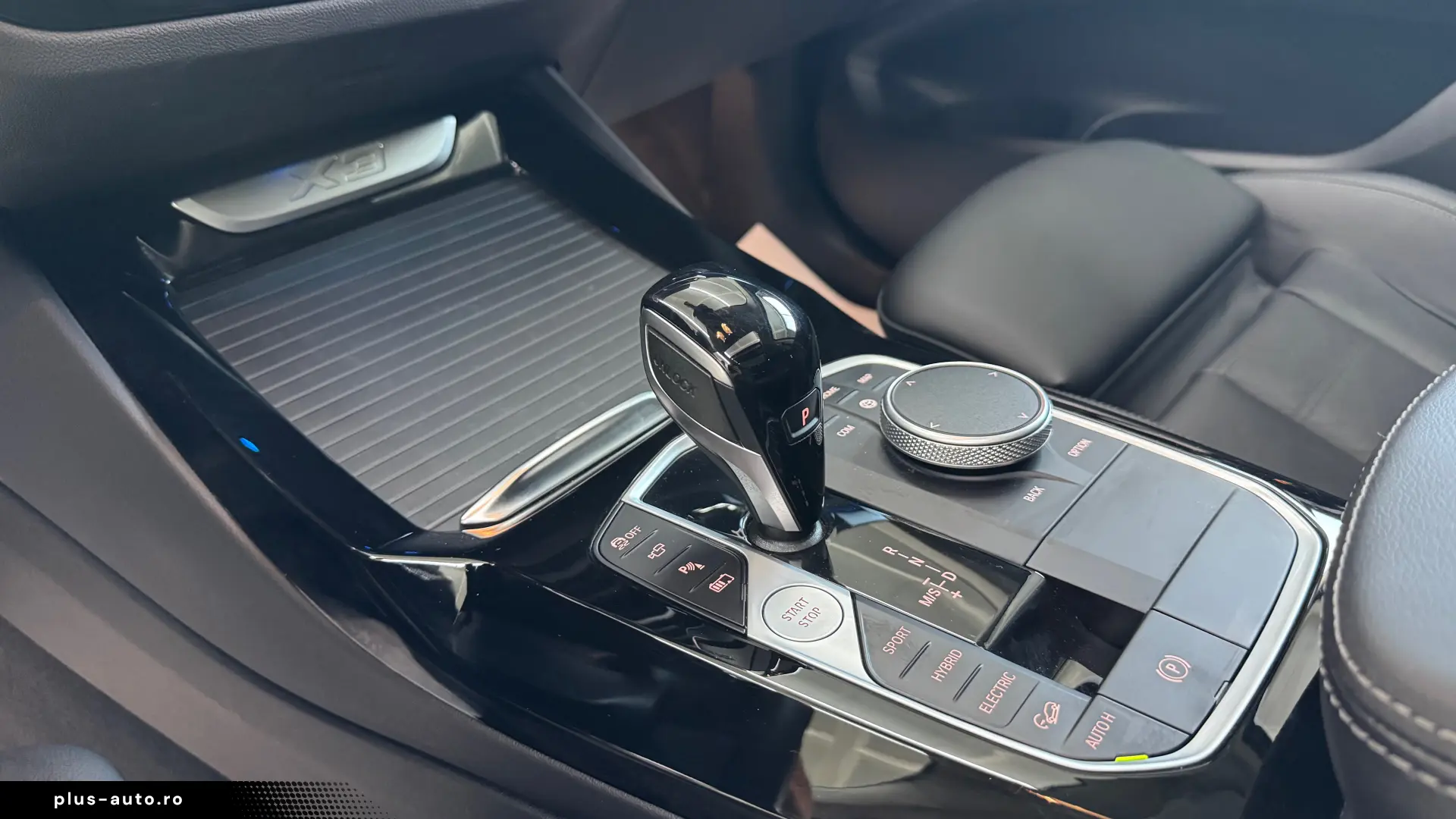 BMW X3 PLUG-IN HYBRID XDRIVE LUXURY