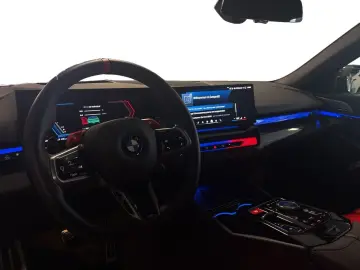 BMW M5 Limousine