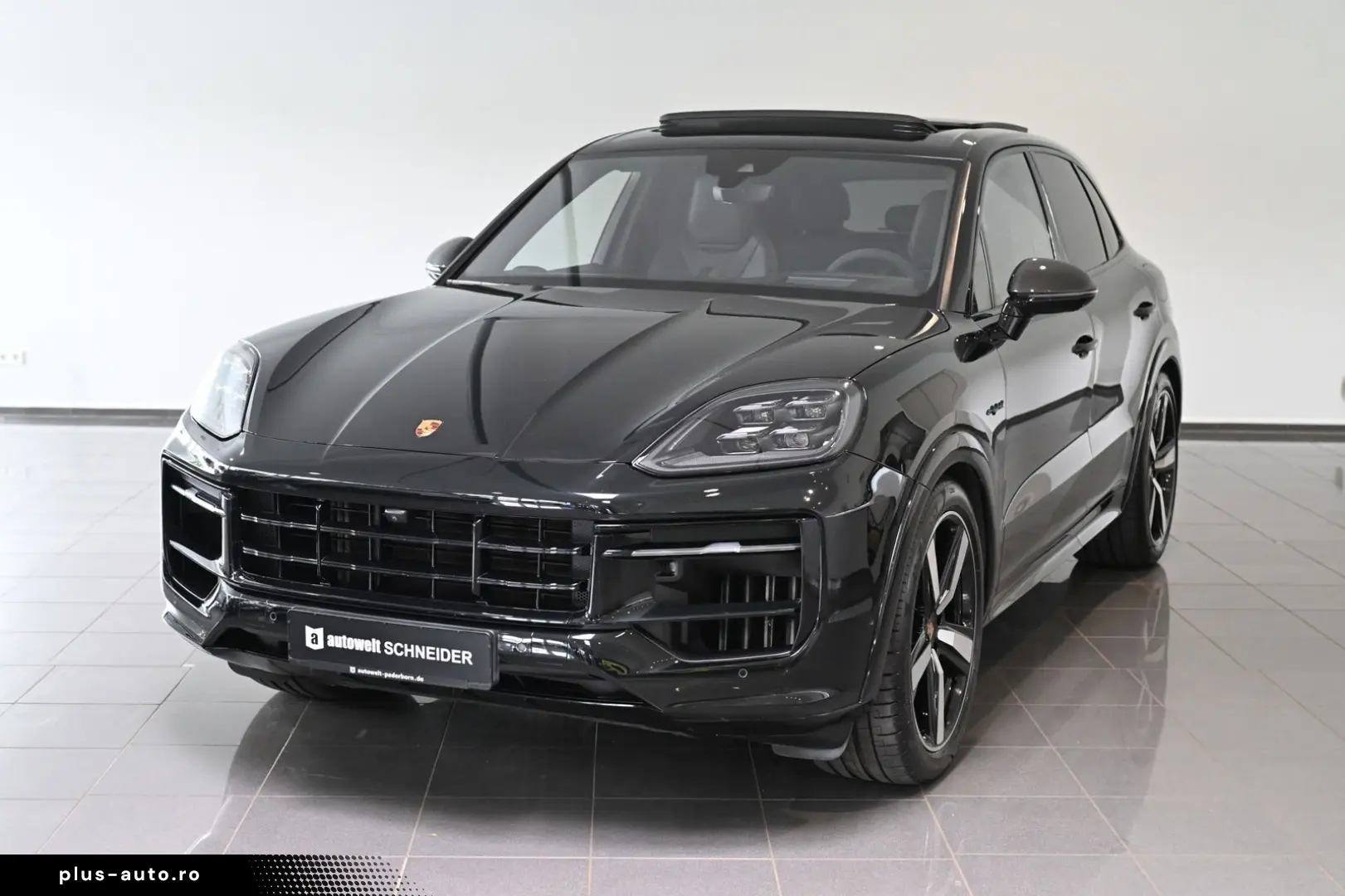 PORSCHE Cayenne E-Hybrid SportDesign AHK Pano ACC HUD 22