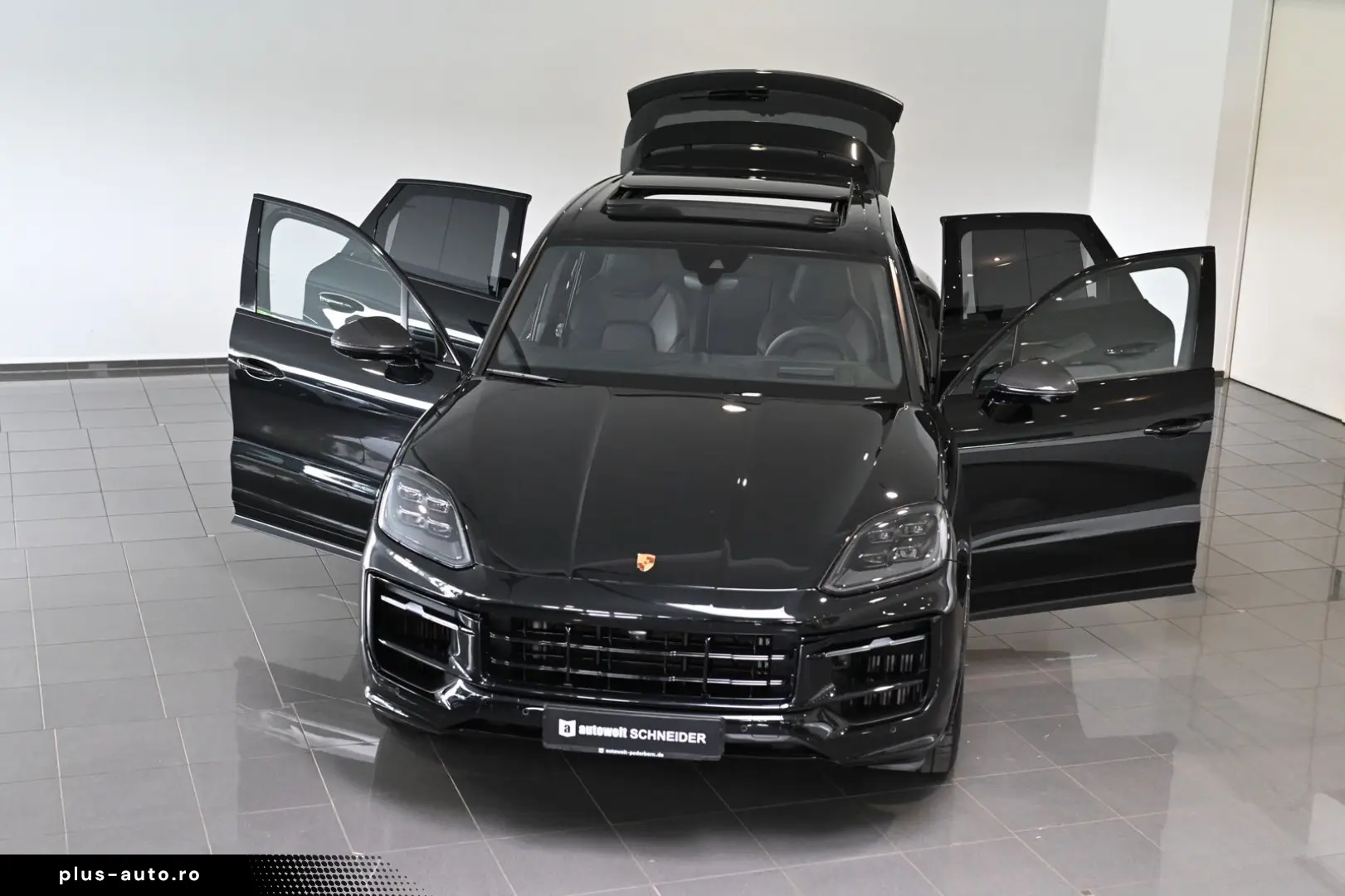 PORSCHE Cayenne E-Hybrid SportDesign AHK Pano ACC HUD 22
