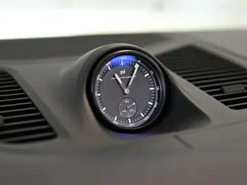 PORSCHE Cayenne E-Hybrid SportDesign AHK Pano ACC HUD 22