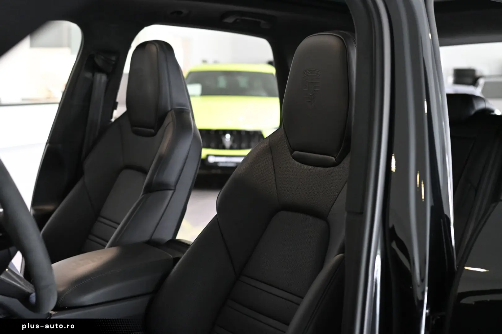 PORSCHE Cayenne E-Hybrid SportDesign AHK Pano ACC HUD 22