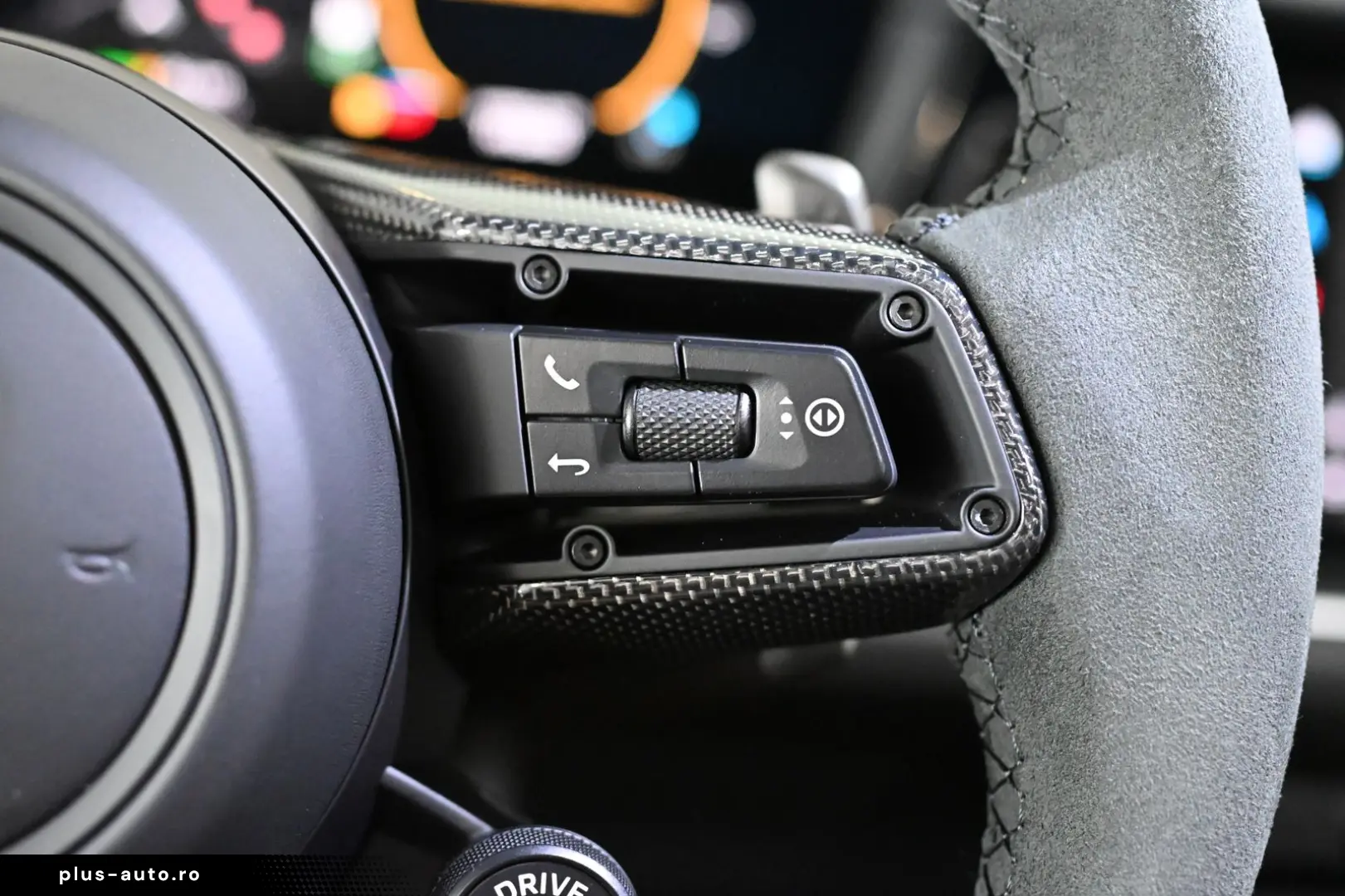 PORSCHE Cayenne E-Hybrid SportDesign AHK Pano ACC HUD 22
