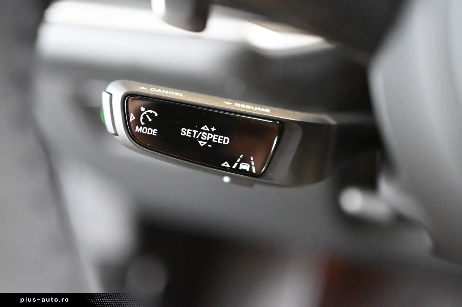 PORSCHE Cayenne E-Hybrid SportDesign AHK Pano ACC HUD 22