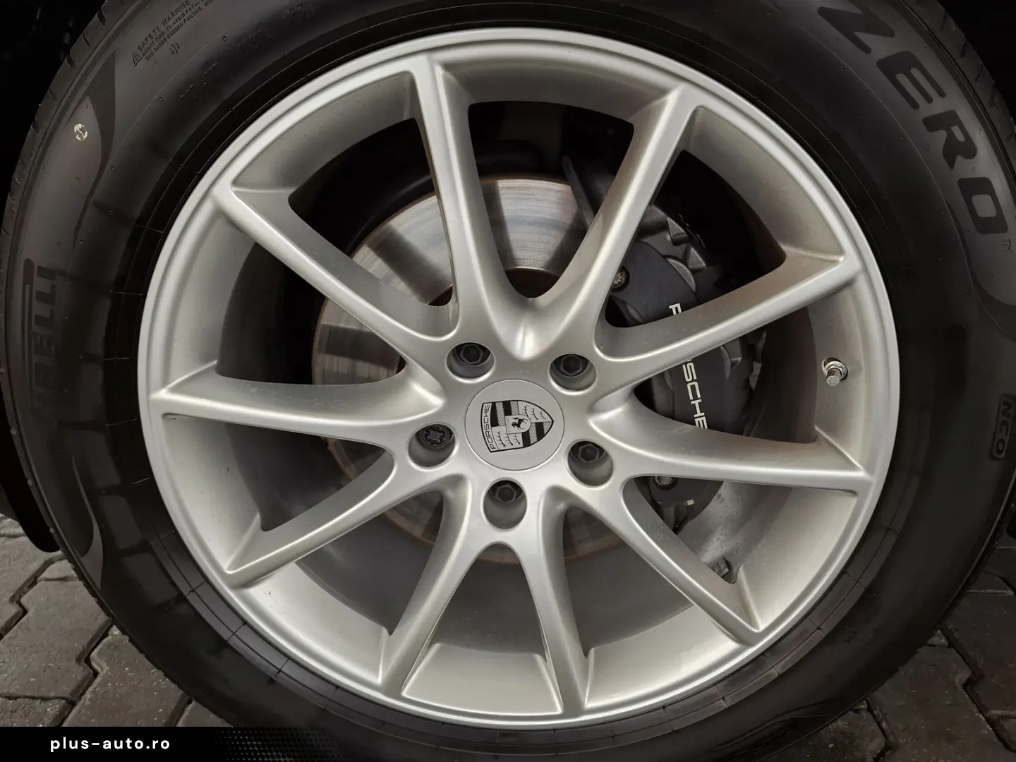 PORSCHE Cayenne ACC  BOSE  360   AHK  Panorama  Head-Up
