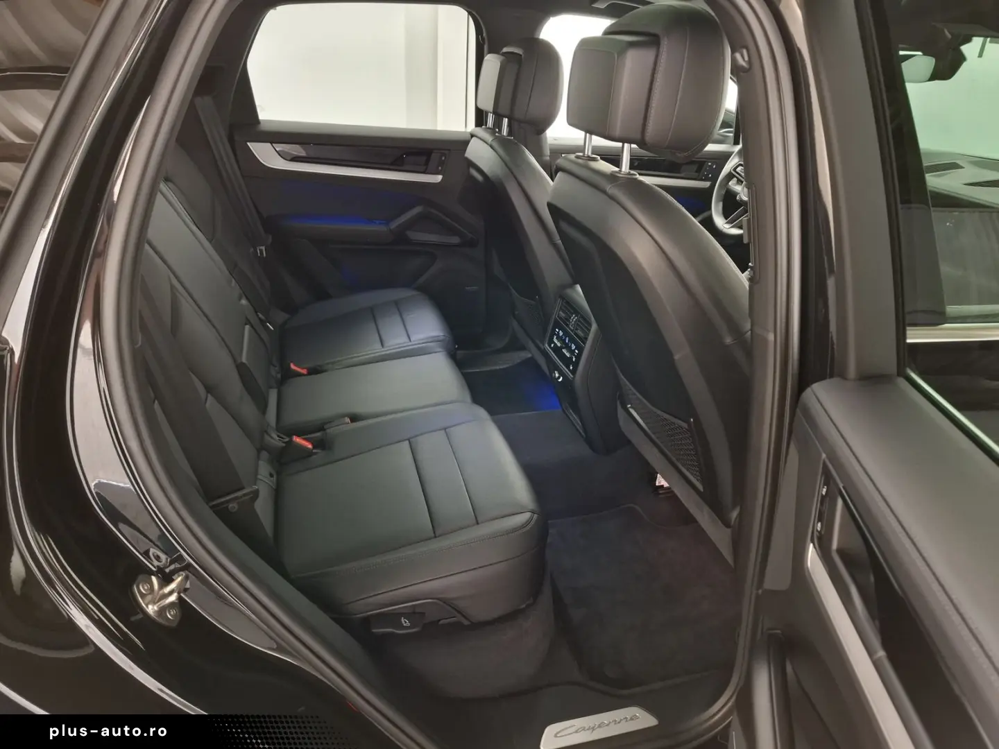 PORSCHE Cayenne ACC  BOSE  360   AHK  Panorama  Head-Up