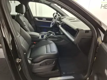 PORSCHE Cayenne ACC  BOSE  360   AHK  Panorama  Head-Up