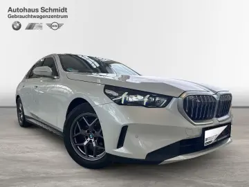 BMW 520d Limousine 18  LC Prof. HUD DAB Pano