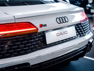 AUDI R8 RWD Performance