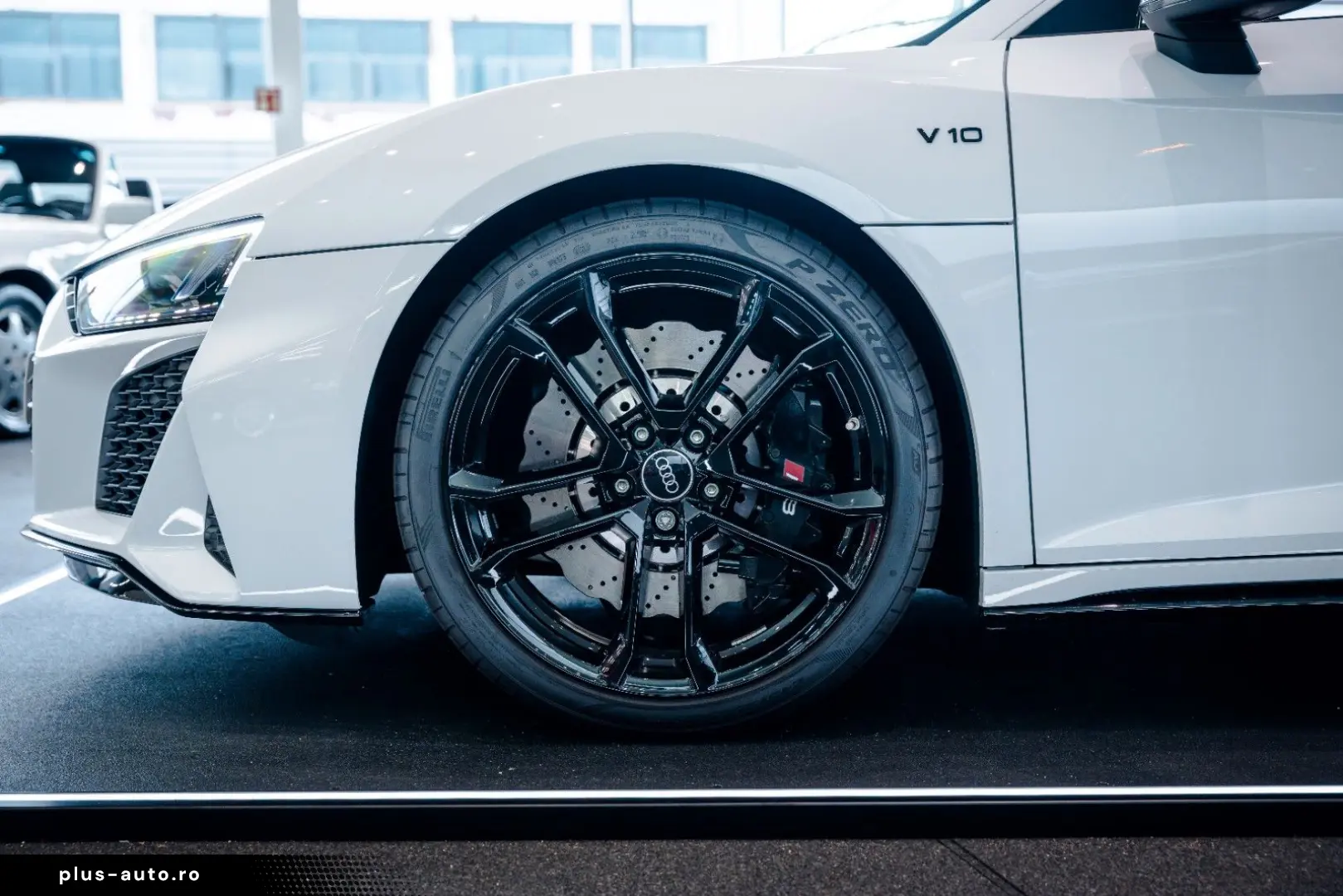 AUDI R8 RWD Performance
