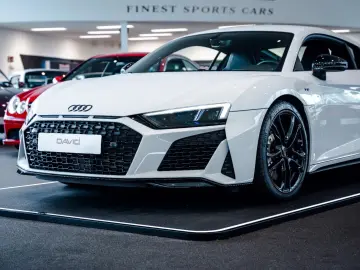 AUDI R8 RWD Performance