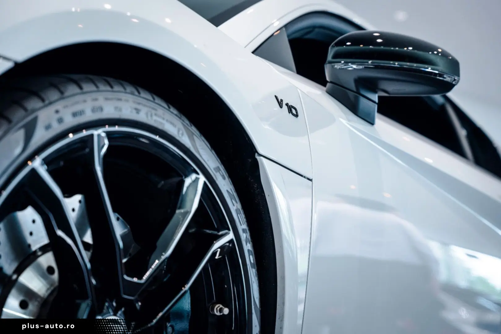 AUDI R8 RWD Performance