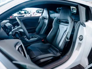AUDI R8 RWD Performance
