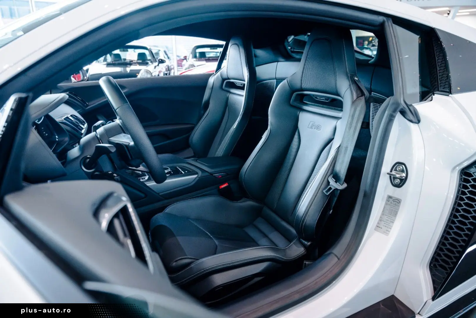 AUDI R8 RWD Performance