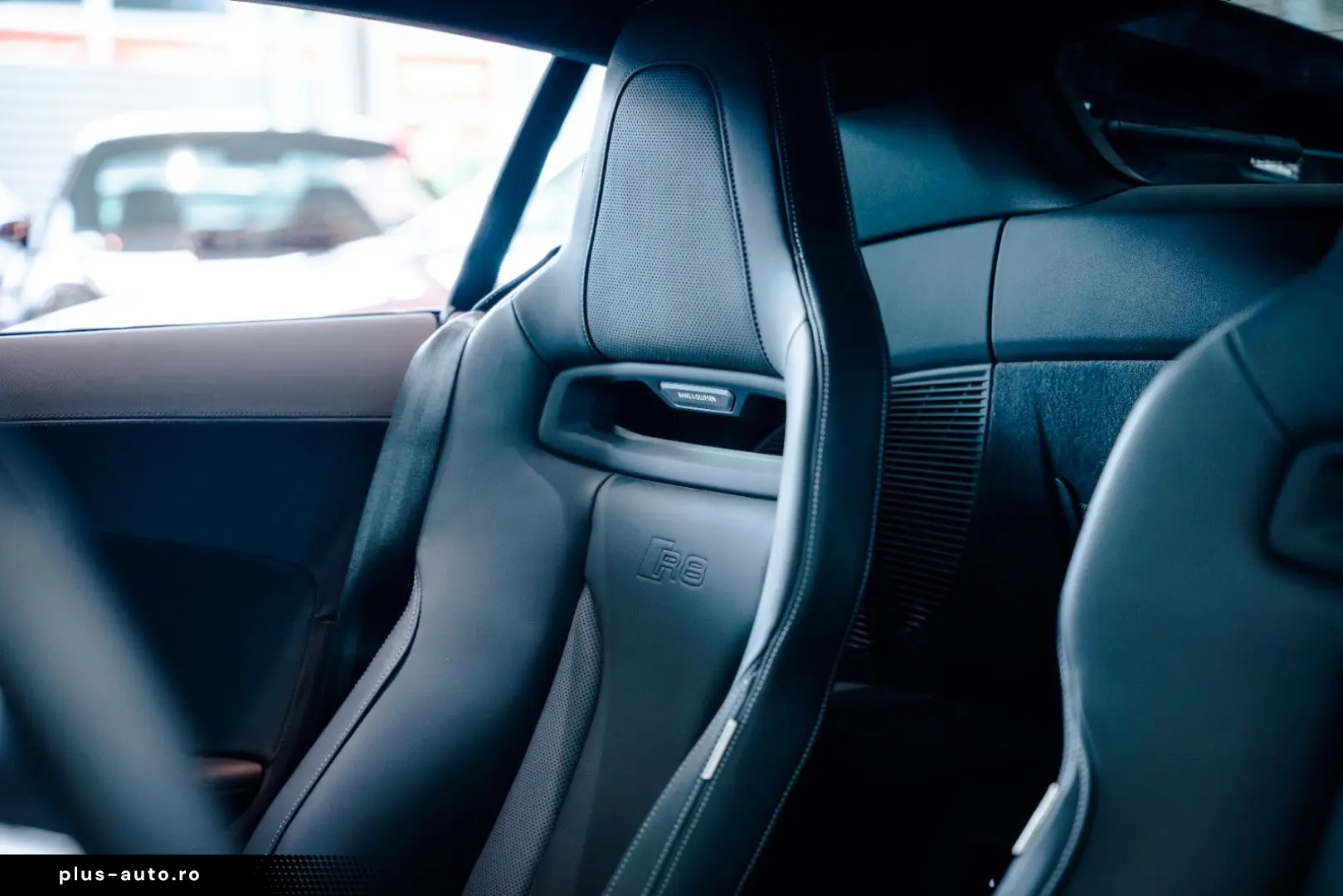 AUDI R8 RWD Performance
