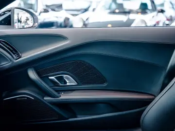 AUDI R8 RWD Performance