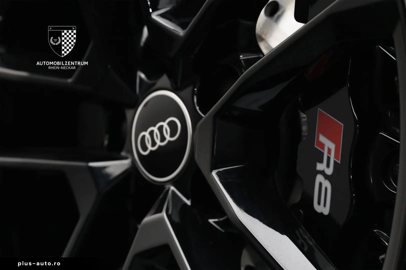 AUDI R8 RWD Spyder