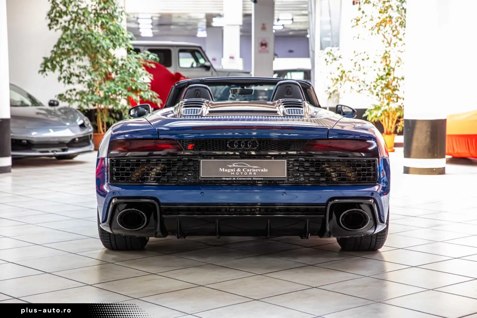 AUDI R8 Performance Spyder RWD