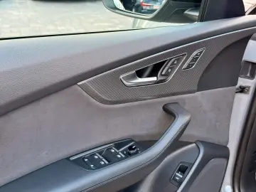 AUDI RSQ8  4.0 TFSI quattro