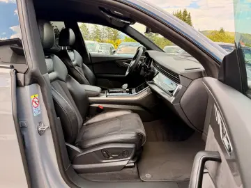 AUDI RSQ8  4.0 TFSI quattro