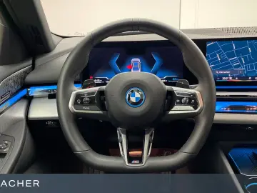 BMW 550e A xDrive M-Sport