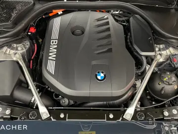 BMW 550e A xDrive M-Sport