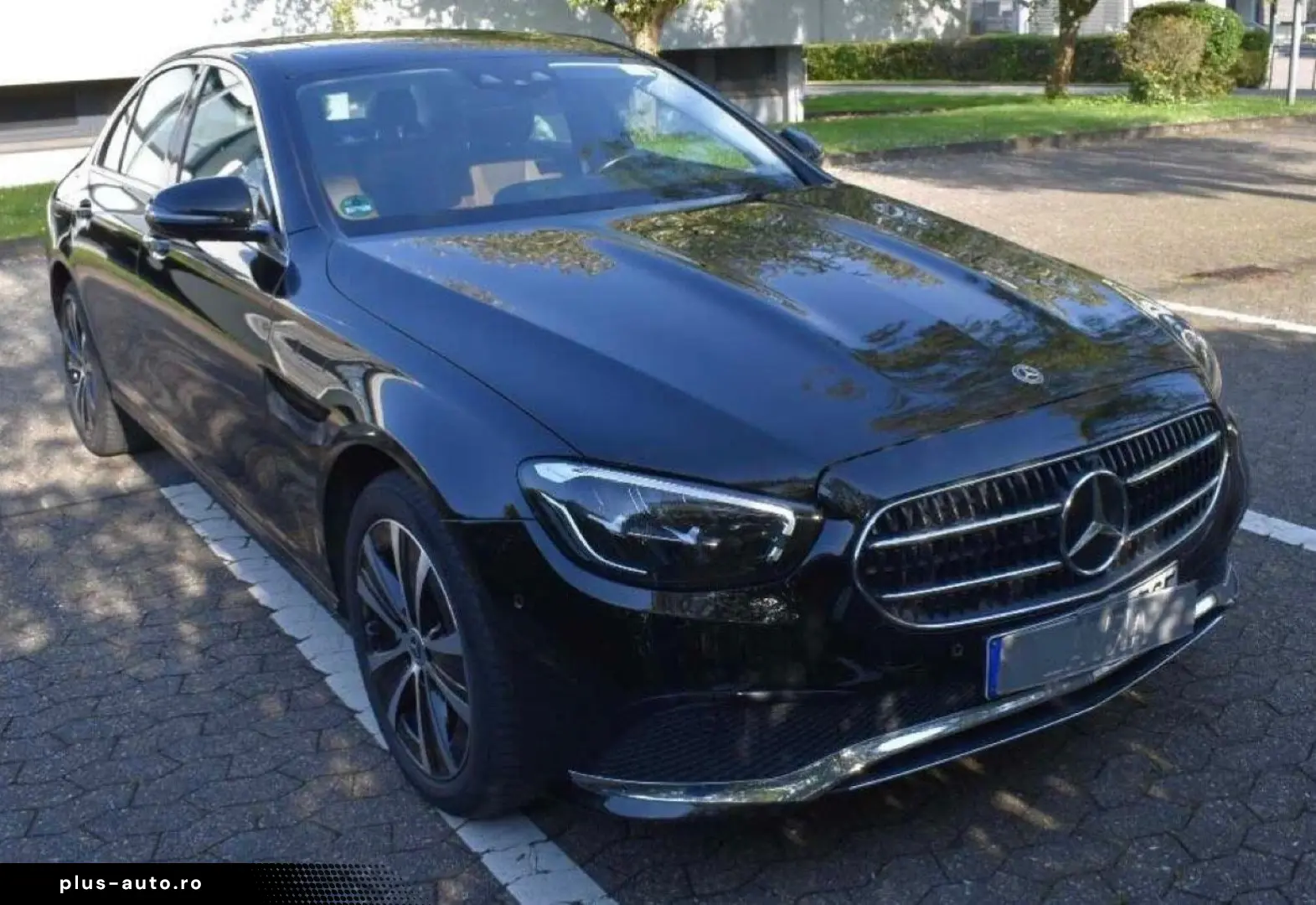 MERCEDES-BENZ E 300 e Lim. 4 Matic