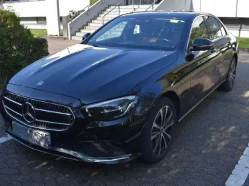 MERCEDES-BENZ E 300 e Lim. 4 Matic