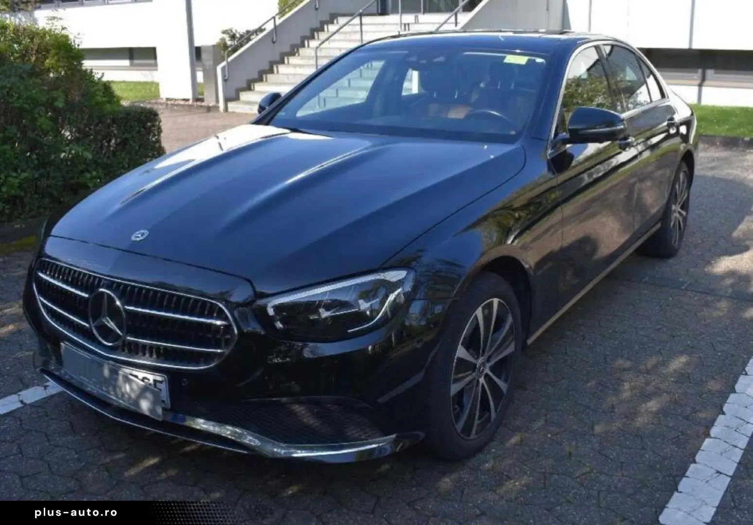 MERCEDES-BENZ E 300 e Lim. 4 Matic